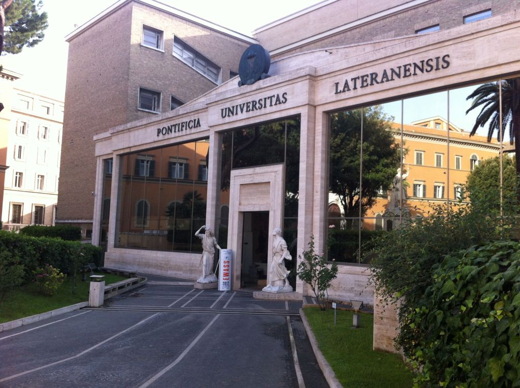 Pontificia Universita Laternas ready for EWASS to start